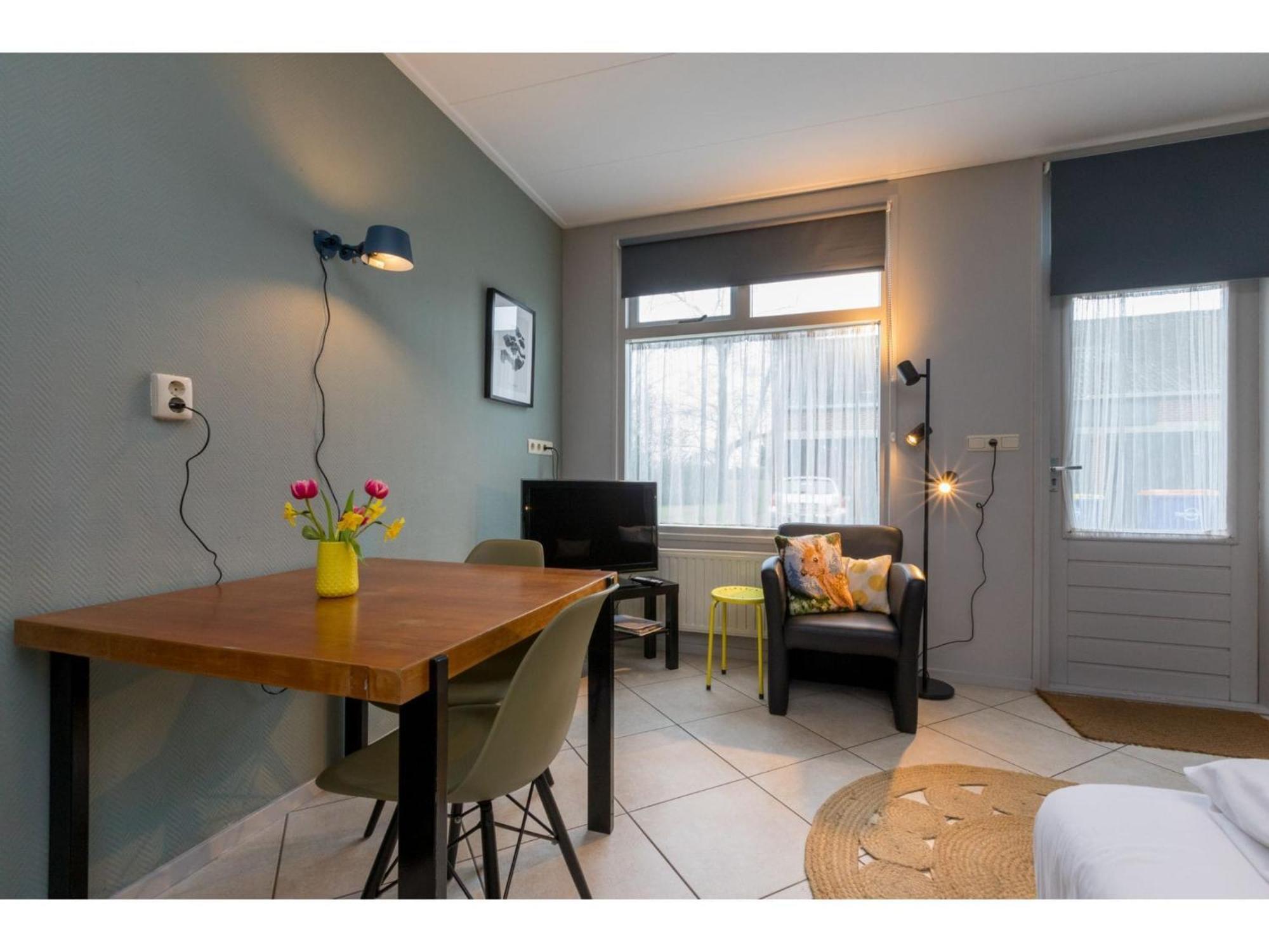 Superb Apartment Near The Beach In Vrouwenpolder Exterior foto