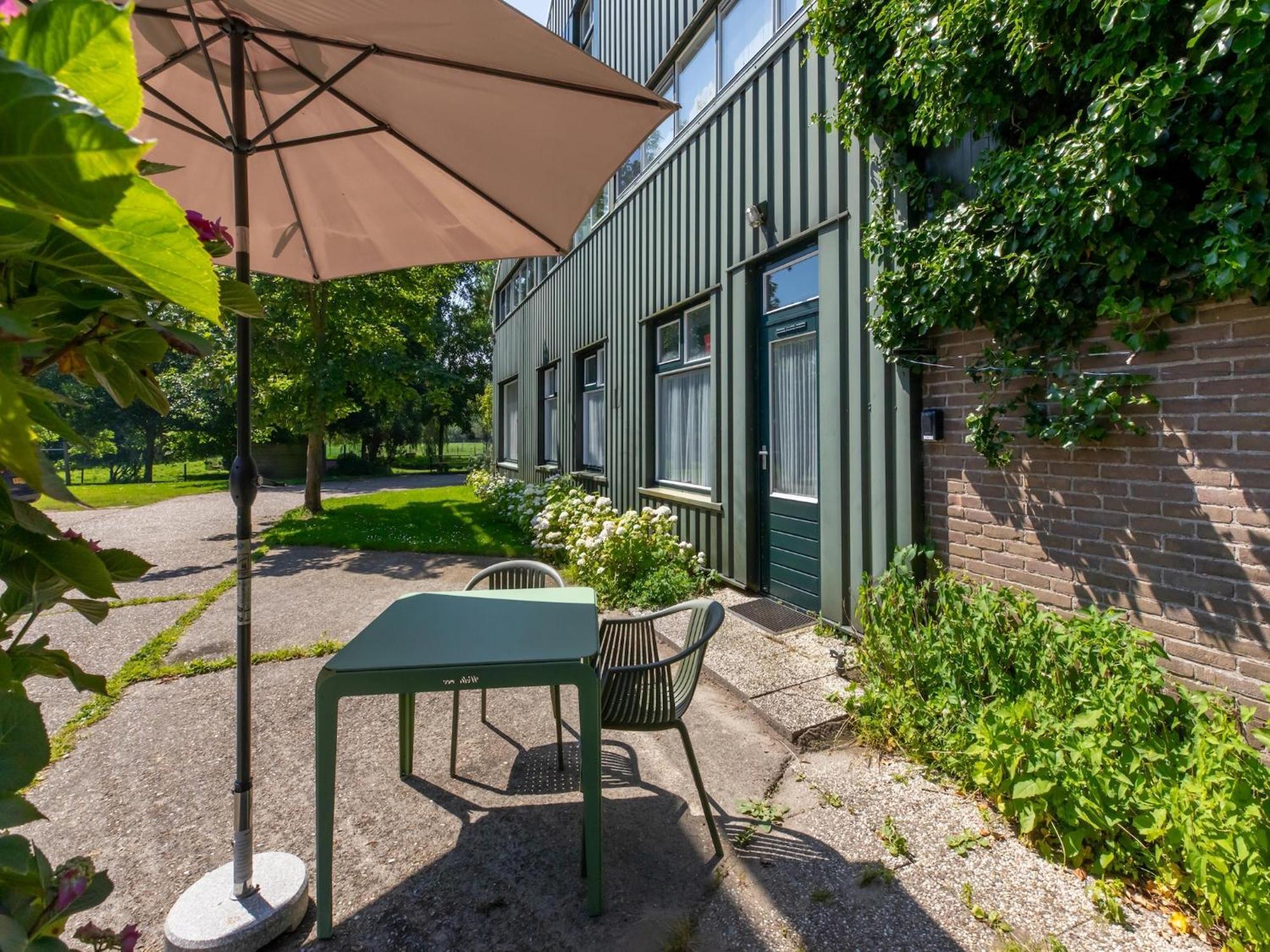 Superb Apartment Near The Beach In Vrouwenpolder Exterior foto