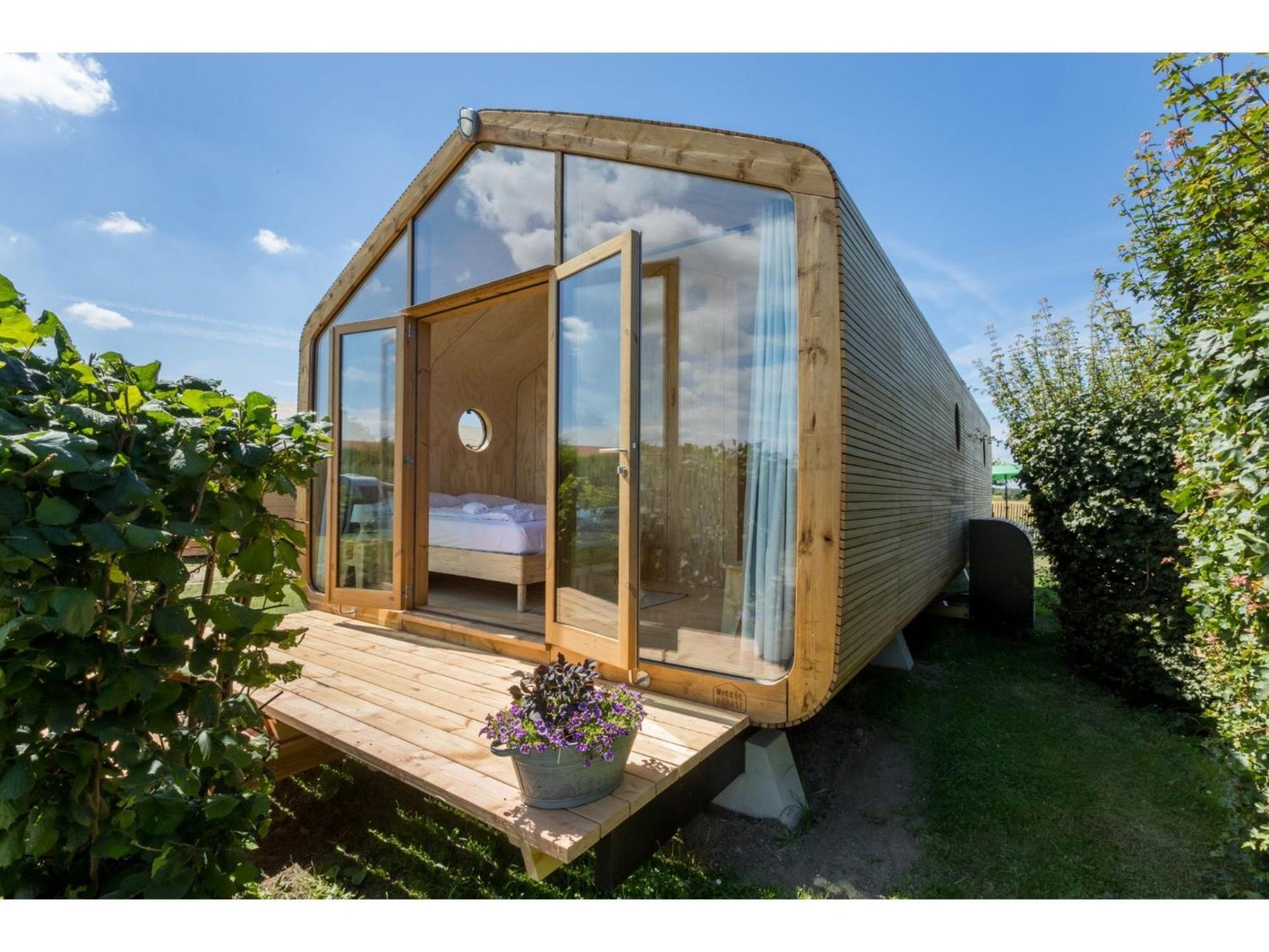 Superb Apartment Near The Beach In Vrouwenpolder Exterior foto